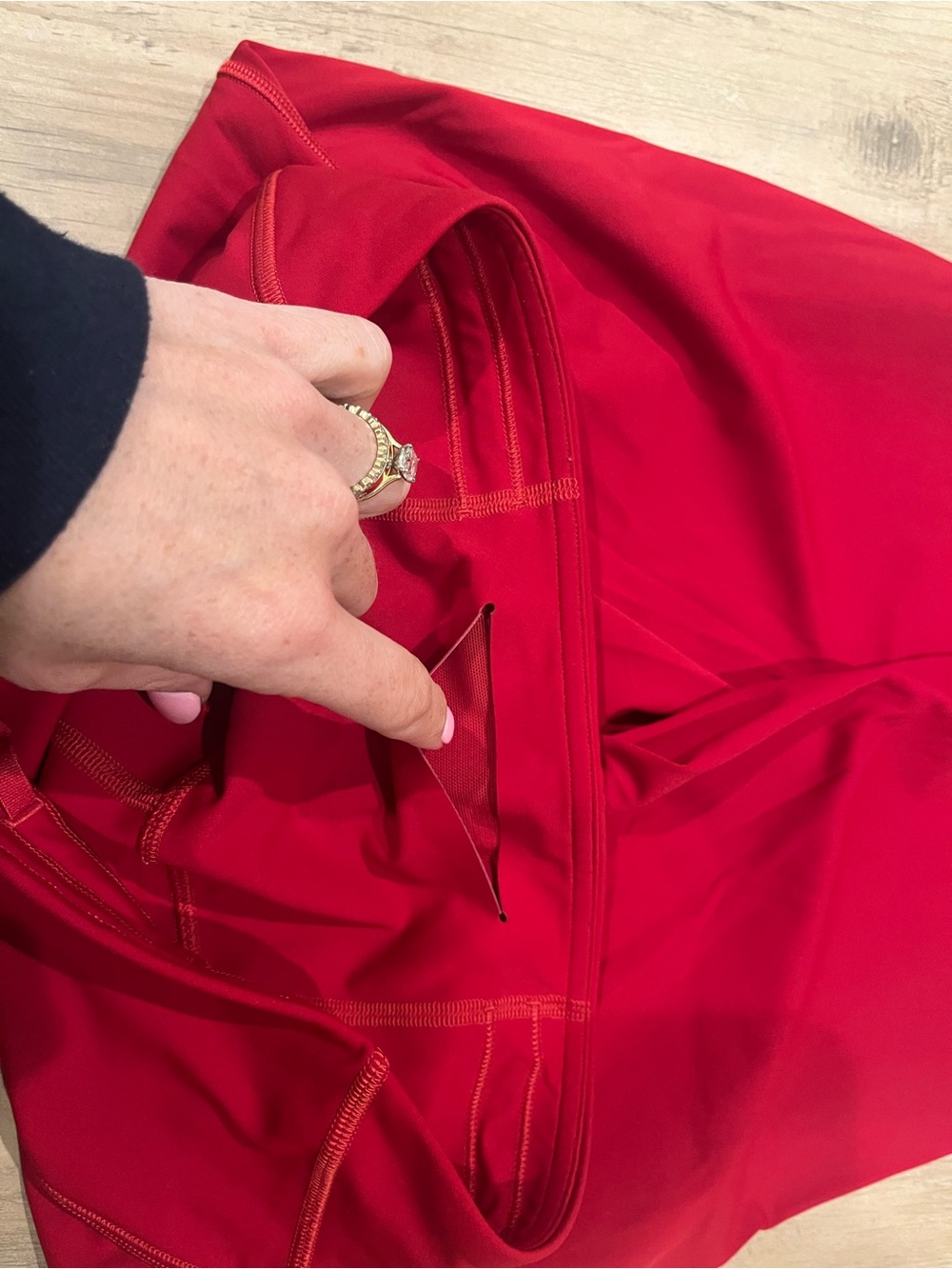 lululemon athletica Red High-Rise Leggings - Picture 4 of 6
